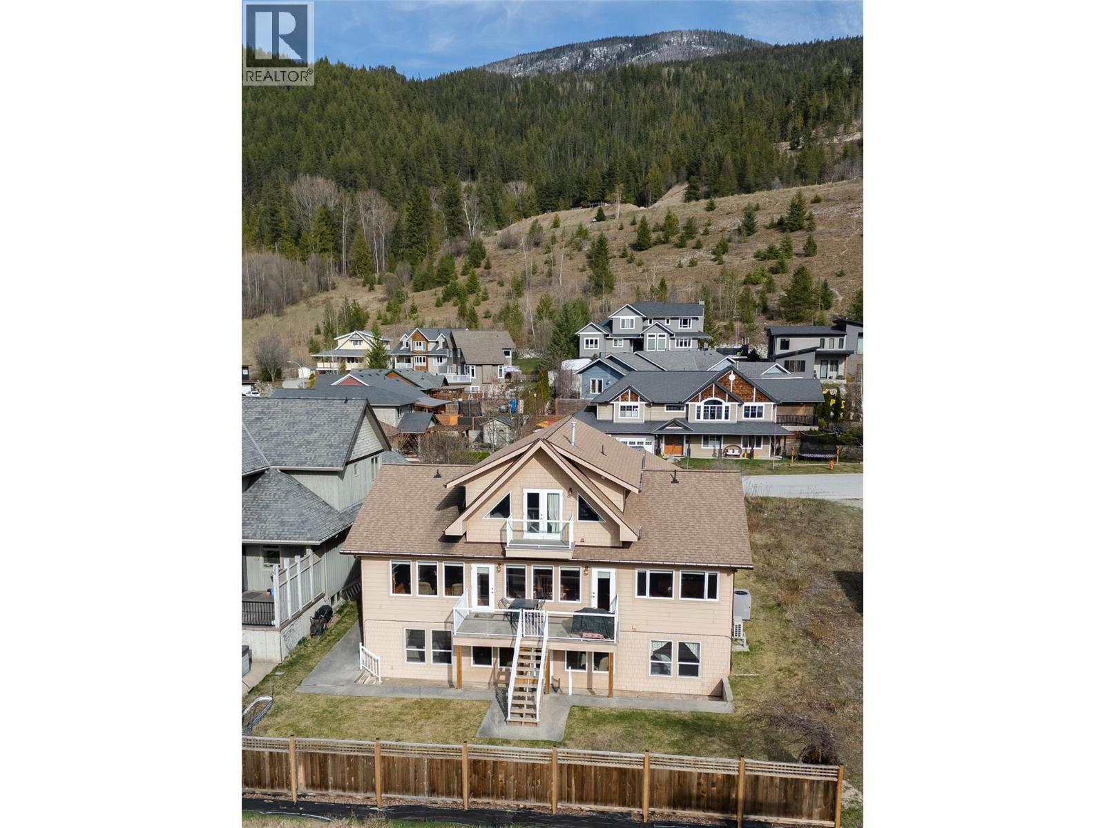 449 Hampton Gray Place, Nelson, British Columbia  V1L 7A8 - Photo 8 - 10383234