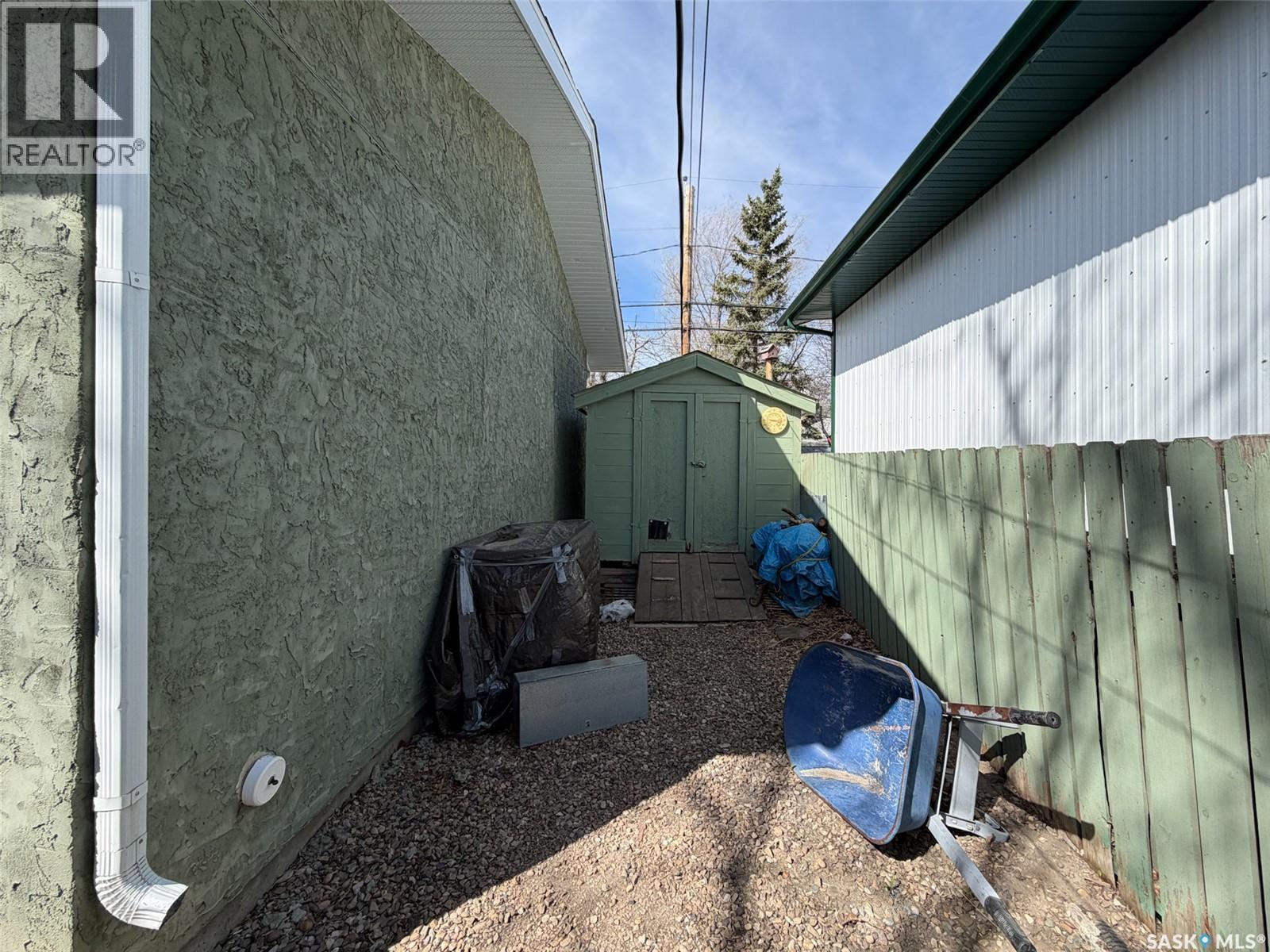 505 Centre Street, Shaunavon, Saskatchewan  S0N 2M0 - Photo 37 - SK037397
