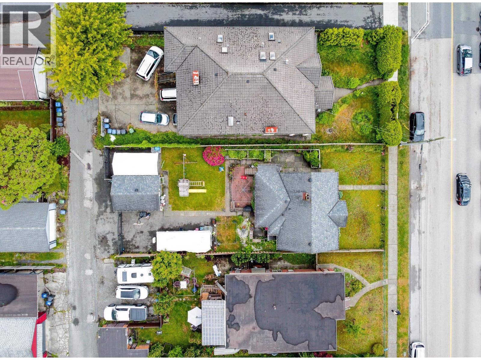 907 Sixth Street, New Westminster, British Columbia  V3L 3C8 - Photo 4 - R3128993