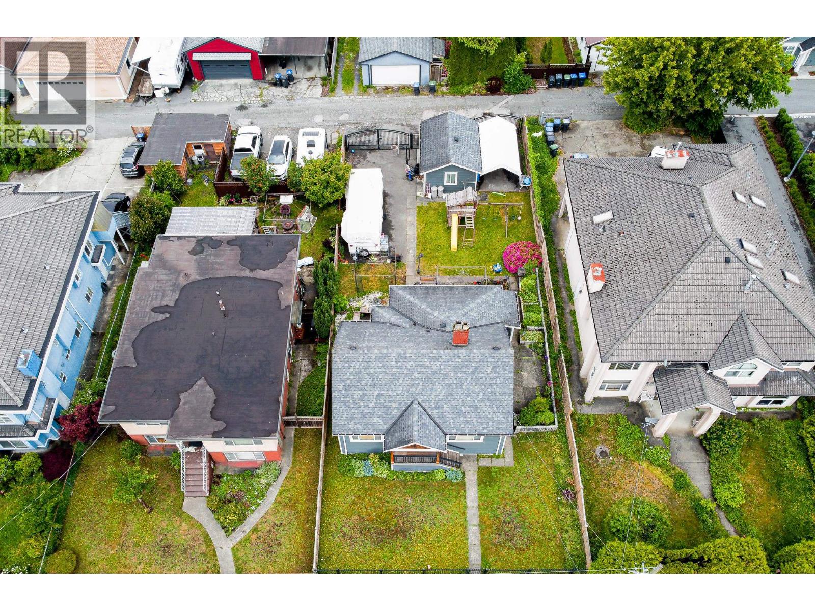 907 Sixth Street, New Westminster, British Columbia  V3L 3C8 - Photo 5 - R3128993