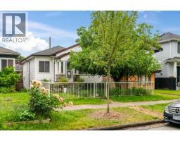 2566 VENABLES STREET, Vancouver, British Columbia