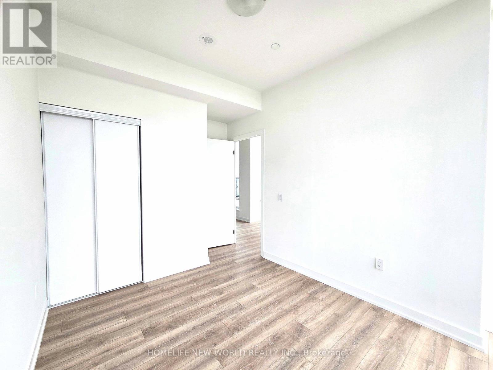 2403 - 5 Quarrington Lane, Toronto, Ontario  M3C 1H7 - Photo 13 - C13206424