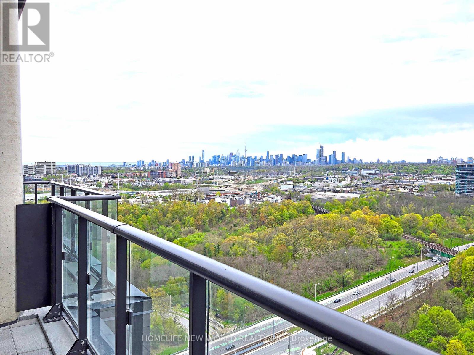 2403 - 5 Quarrington Lane, Toronto, Ontario  M3C 1H7 - Photo 19 - C13206424