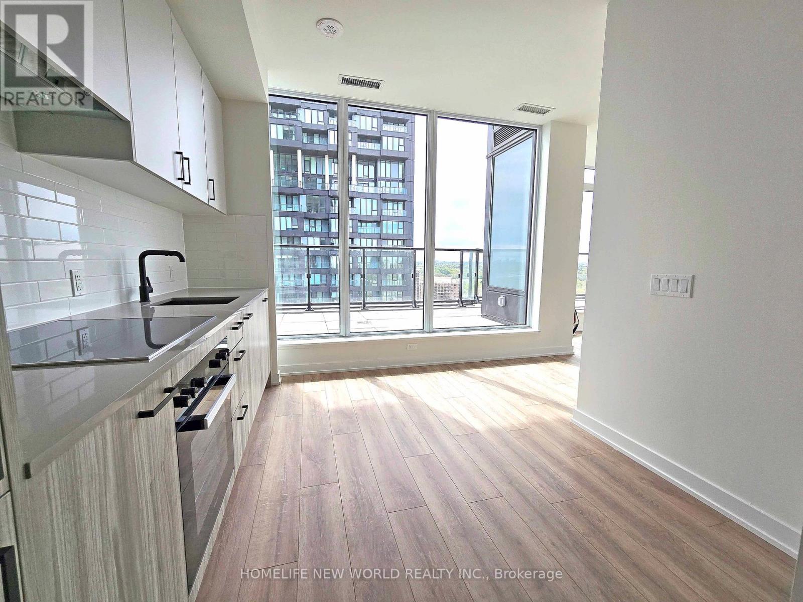 2403 - 5 Quarrington Lane, Toronto, Ontario  M3C 1H7 - Photo 9 - C13206424