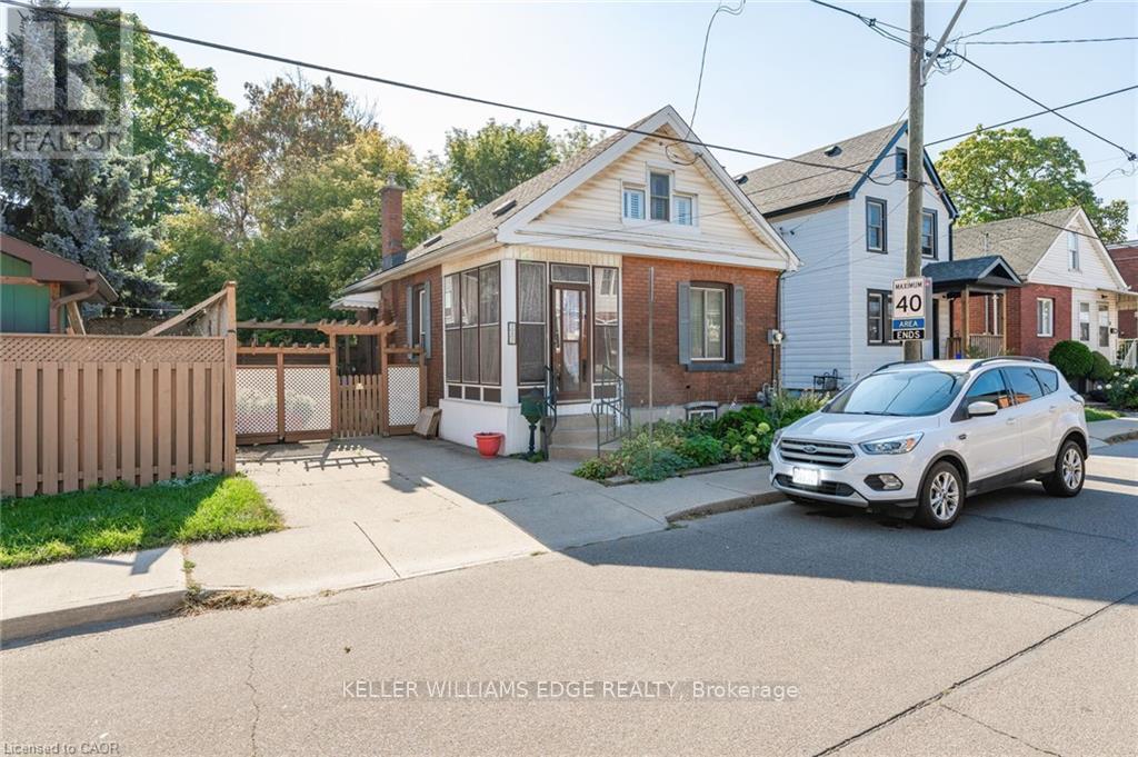 252 BEECHWOOD AVENUE, Hamilton, Ontario