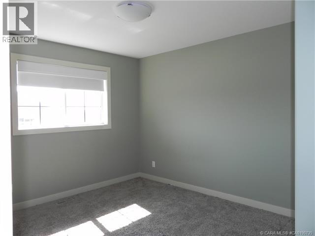 18 Cross Street, Lacombe, Alberta  T4L 0J4 - Photo 15 - A2315573