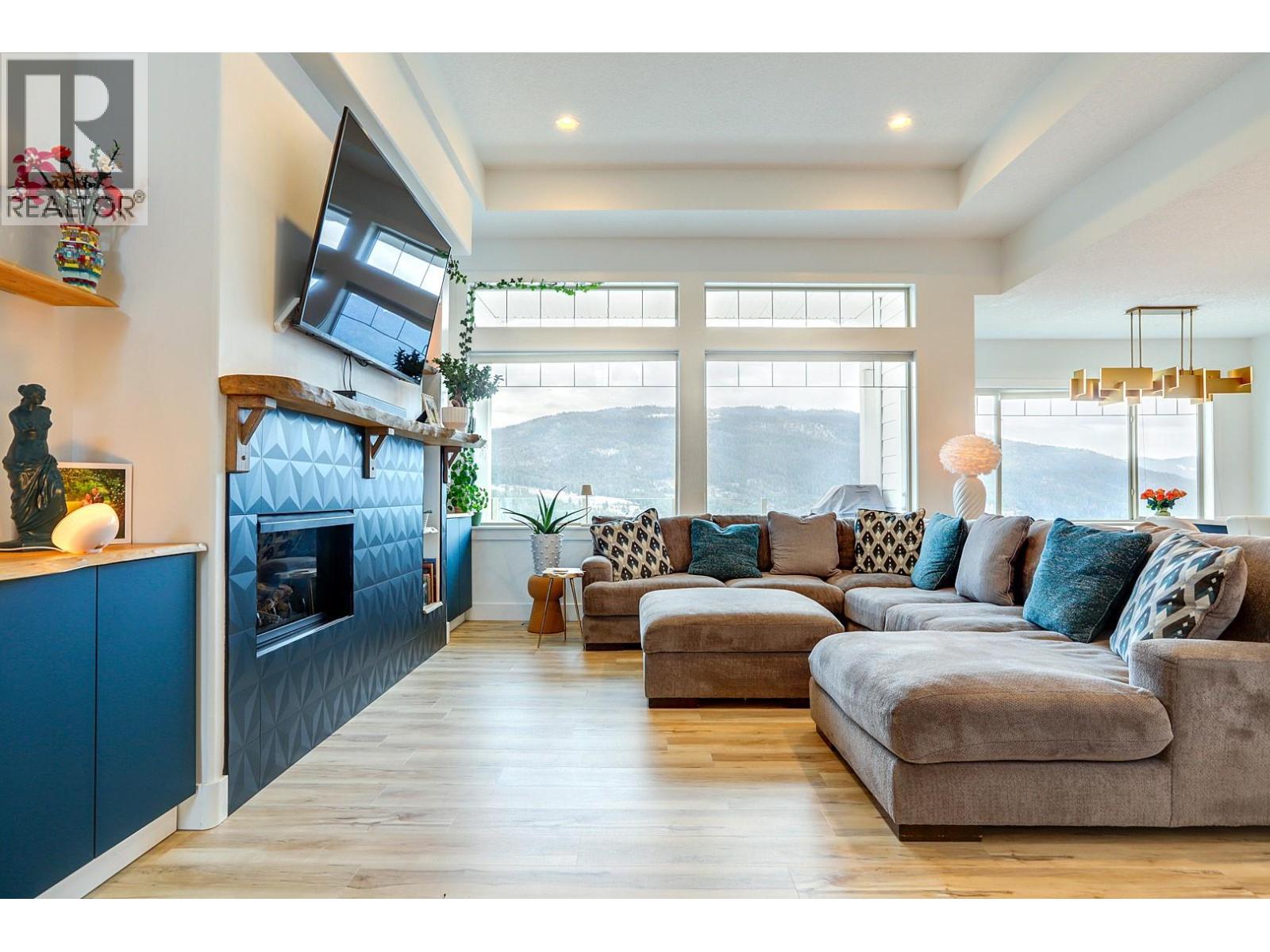 7313 Sunridge Road, Vernon, British Columbia  V1B 4C8 - Photo 6 - 10378369