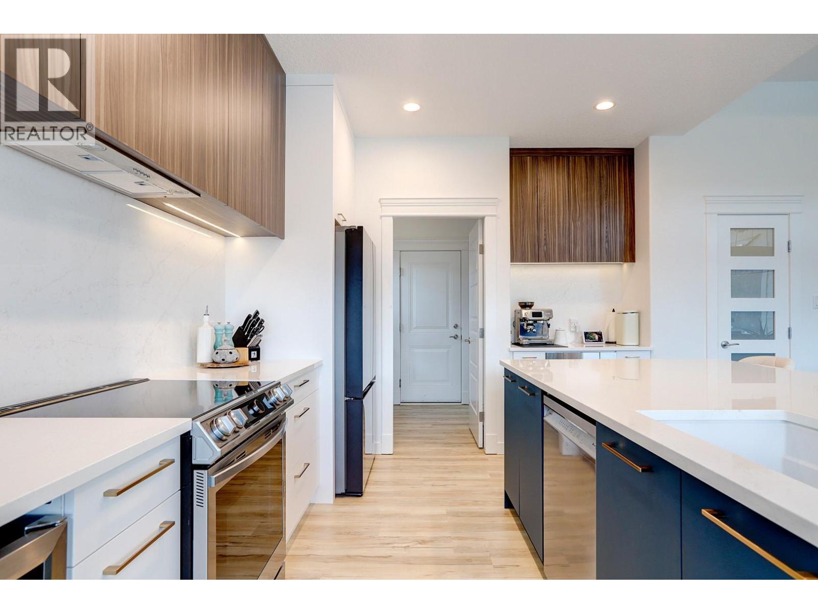 7313 Sunridge Road, Vernon, British Columbia  V1B 4C8 - Photo 12 - 10378369