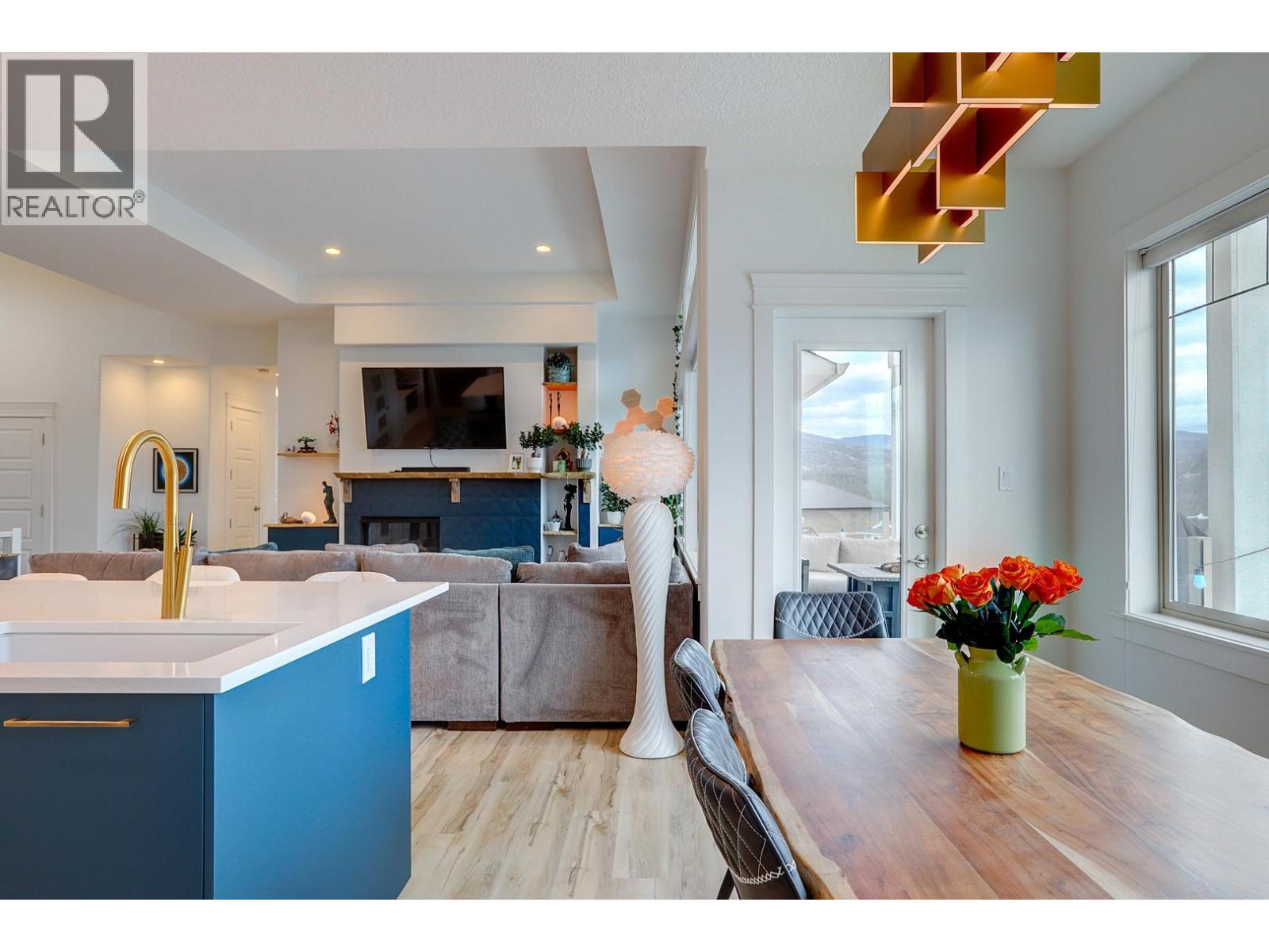 7313 Sunridge Road, Vernon, British Columbia  V1B 4C8 - Photo 14 - 10378369