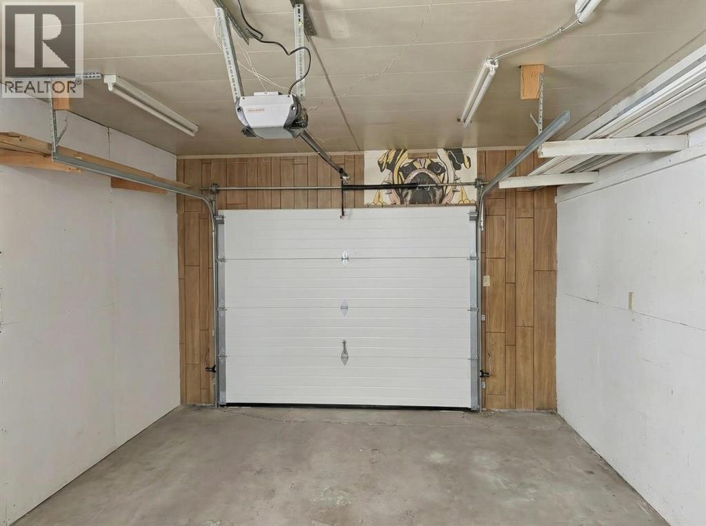 263 Doverview Crescent Se, Calgary, Alberta  T2B 1Y7 - Photo 35 - A2293665