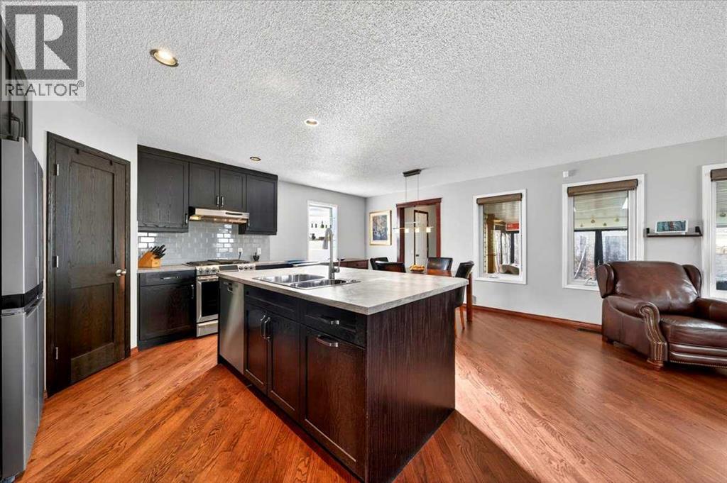 18 Inverness Rise Se, Calgary, Alberta  T2Z 2X2 - Photo 5 - A2303917