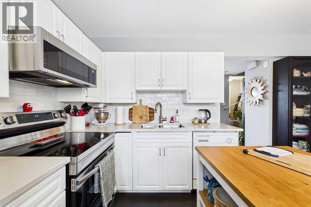 584 Killarney Glen Court SW, Calgary, Alberta  T3E 7H4 - Photo 14 - A2308984