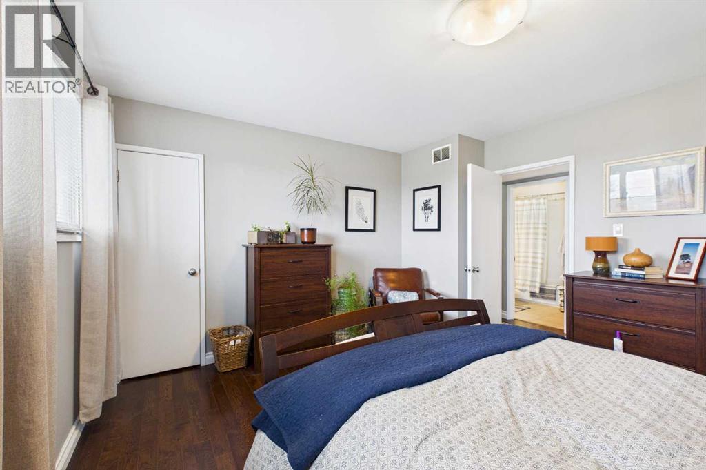 584 Killarney Glen Court SW, Calgary, Alberta  T3E 7H4 - Photo 19 - A2308984