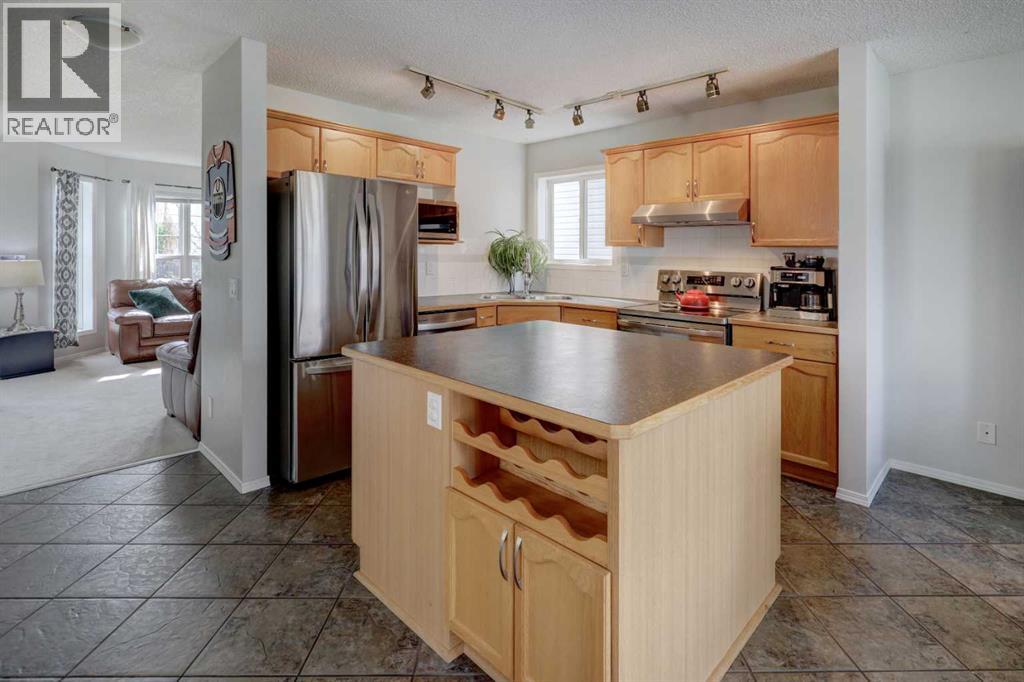 10 Hidden Ranch Hill NW, Calgary, Alberta  T3A 5X6 - Photo 6 - A2314205
