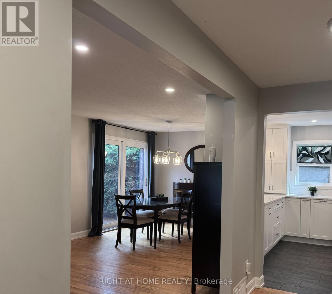 3 Pommel Crescent, Ottawa, Ontario  K2M 1A3 - Photo 3 - X13206440