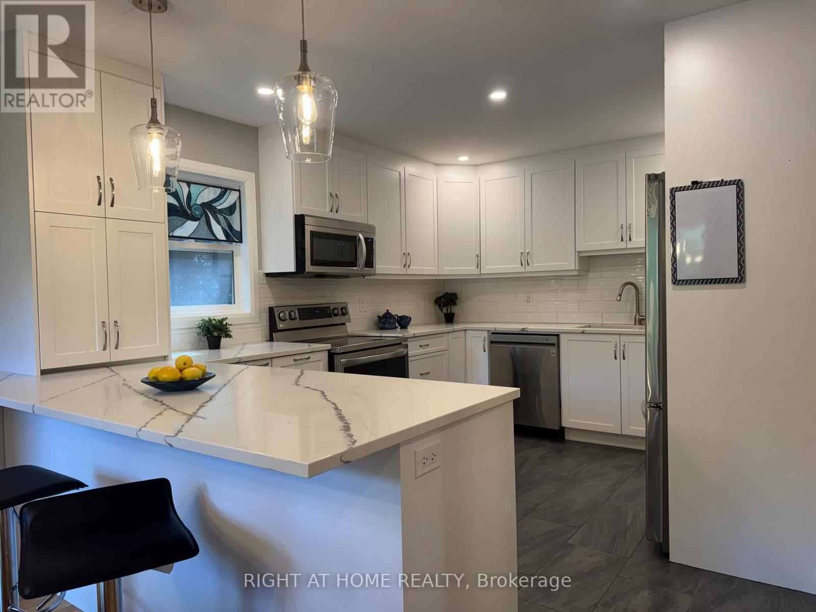3 Pommel Crescent, Ottawa, Ontario  K2M 1A3 - Photo 5 - X13206440