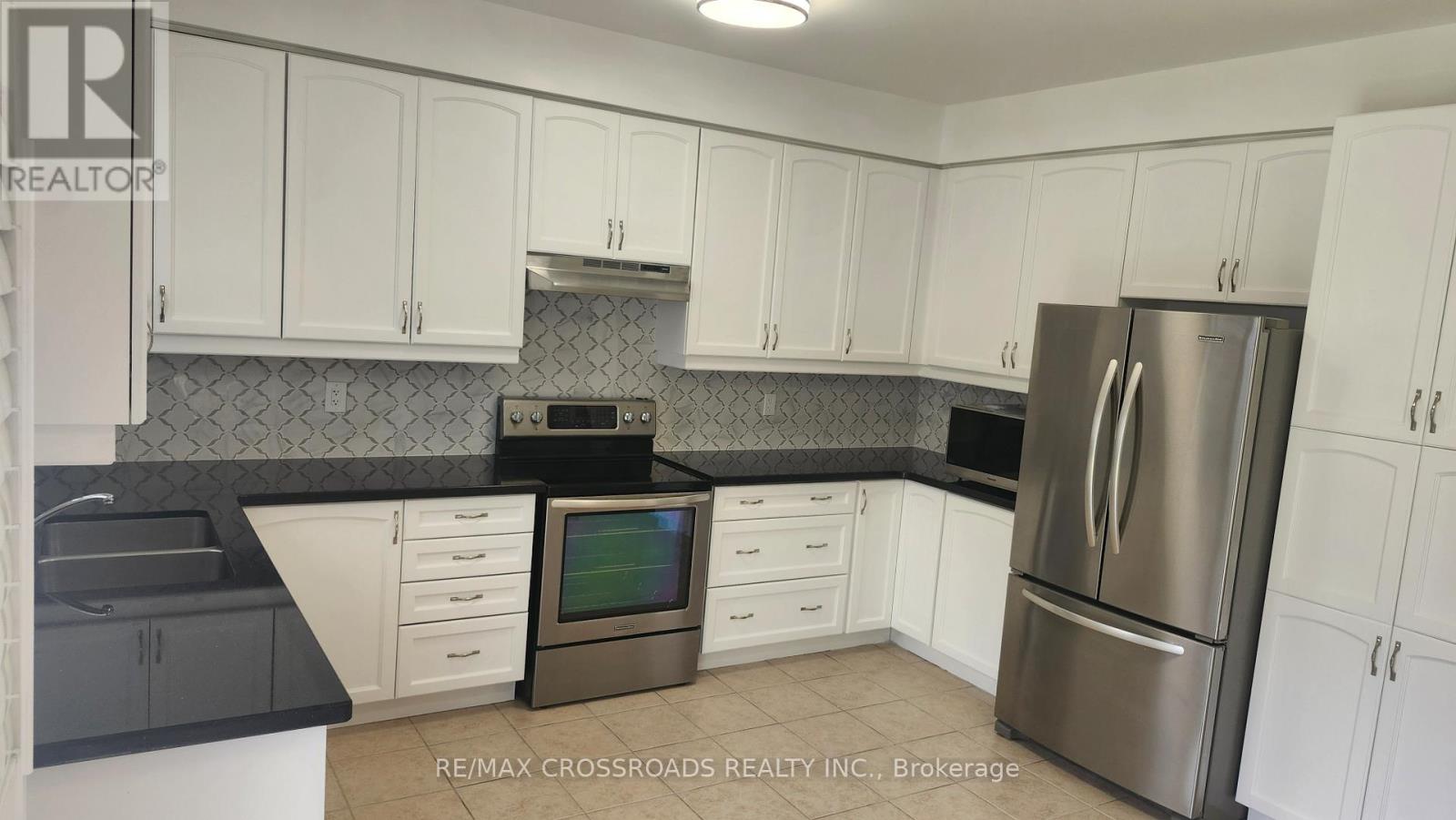 73 Eakin Mill Road, Markham, Ontario  L6E 1N9 - Photo 6 - N13206438