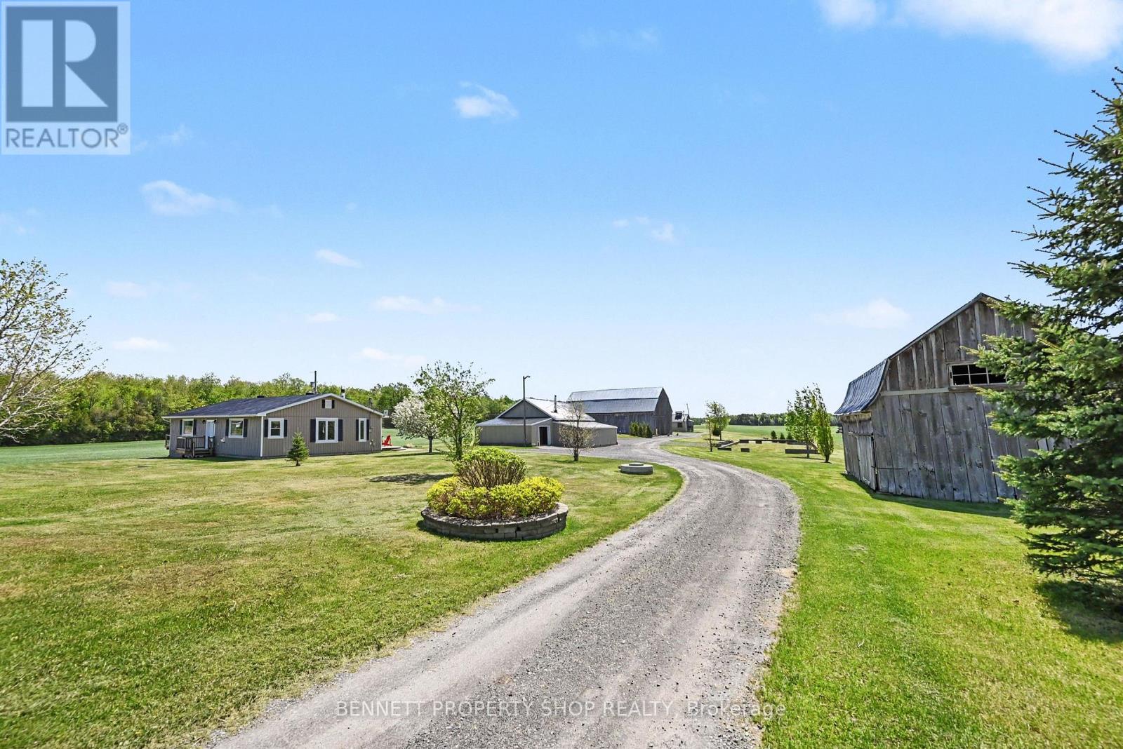 20500 Glen Robertson Road, North Glengarry, Ontario  K0C 1A0 - Photo 2 - X13162904