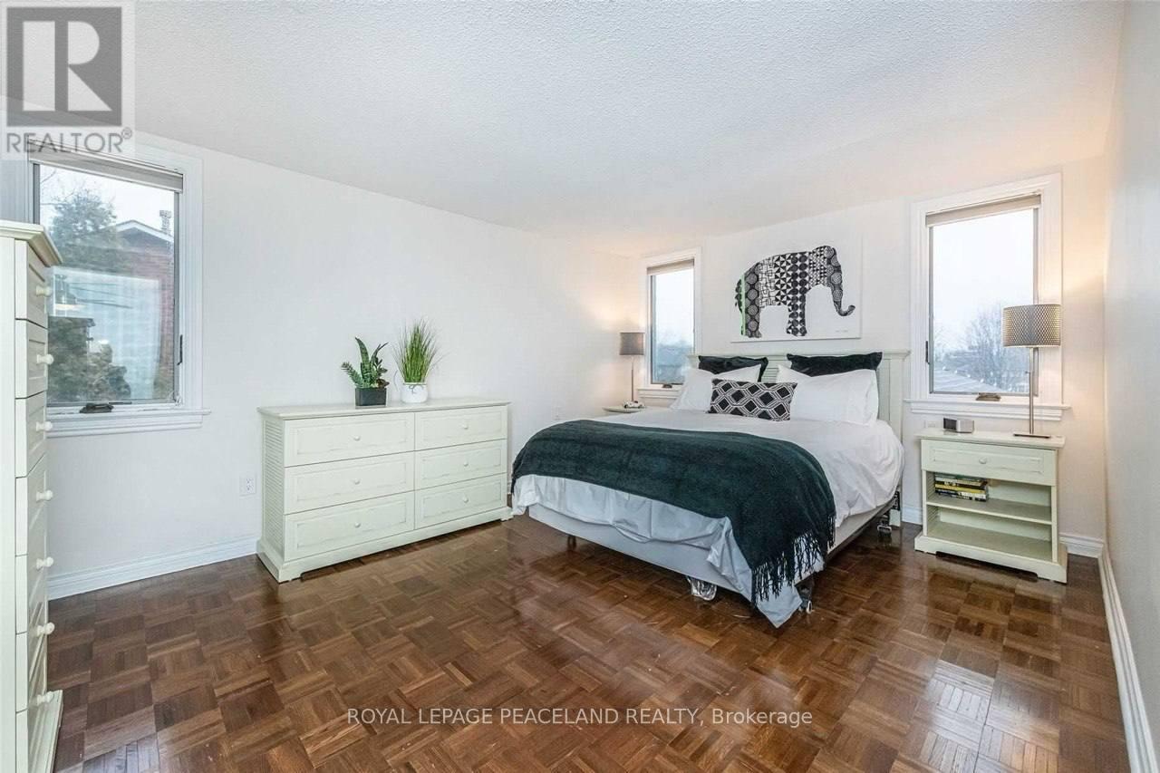 2 - 4239 WHITE SPRUCE COURT, Mississauga, Ontario
