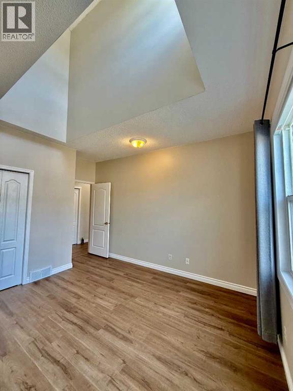 102 Prestwick Gardens SE, Calgary, Alberta  T2Z 3V4 - Photo 33 - A2311787