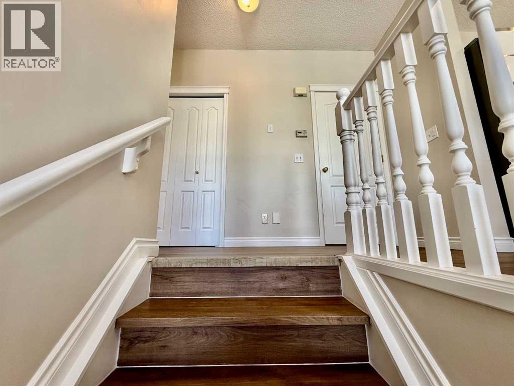 102 Prestwick Gardens SE, Calgary, Alberta  T2Z 3V4 - Photo 34 - A2311787