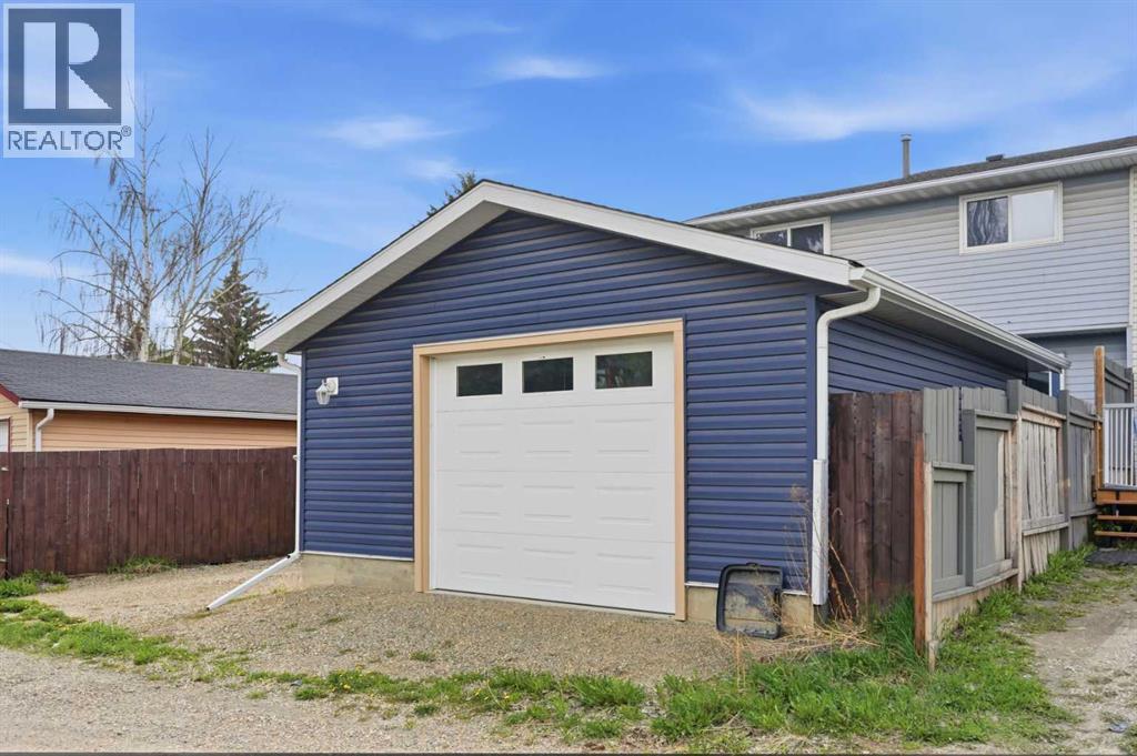248 Summerwood Place SE, Airdrie, Alberta  T4B 1W3 - Photo 12 - A2313478
