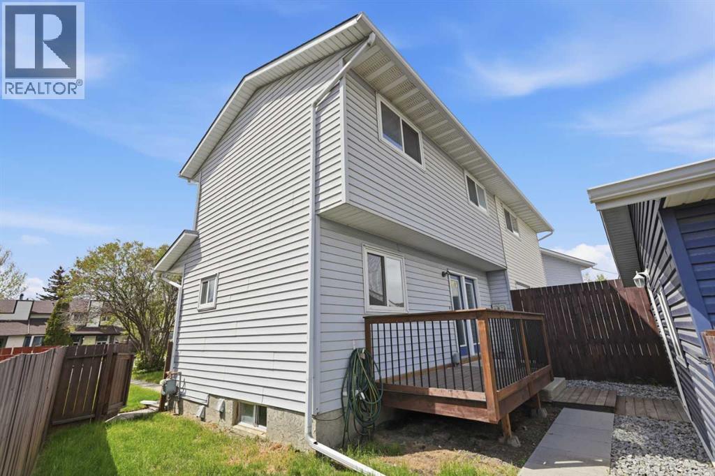 248 Summerwood Place SE, Airdrie, Alberta  T4B 1W3 - Photo 7 - A2313478