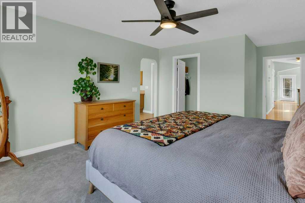 36 Rockyspring Rise NW, Calgary, Alberta  T3G 5Z9 - Photo 18 - A2315367