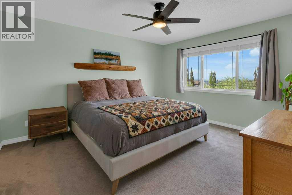 36 Rockyspring Rise NW, Calgary, Alberta  T3G 5Z9 - Photo 17 - A2315367