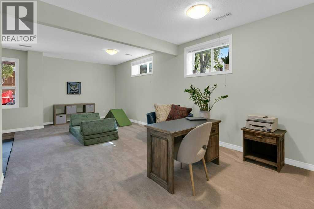 36 Rockyspring Rise NW, Calgary, Alberta  T3G 5Z9 - Photo 27 - A2315367