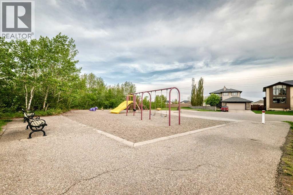 737 Wentworth Place Sw, Calgary, Alberta  T3H 4N9 - Photo 13 - A2315434