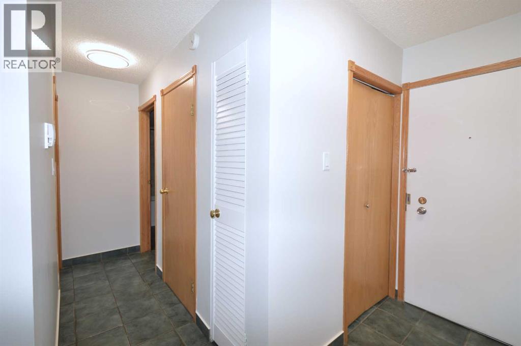 303, 635 56 Avenue SW, Calgary, Alberta  T2V 0G9 - Photo 7 - A2287910