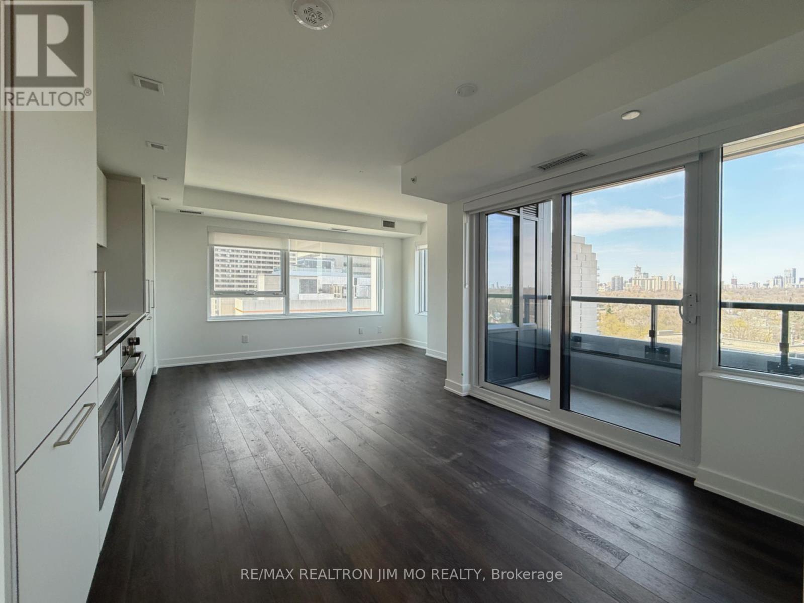 1104 - 609 SHERBOURNE STREET, Toronto, Ontario