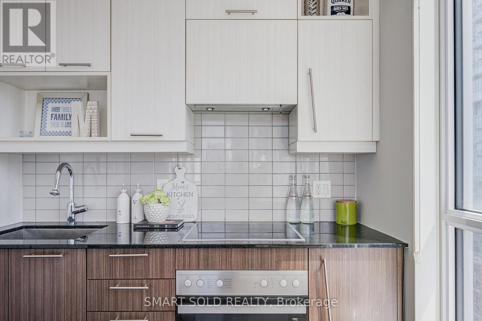 1407 - 199 Richmond Street W, Toronto, Ontario  M5V 0H4 - Photo 21 - C13206480