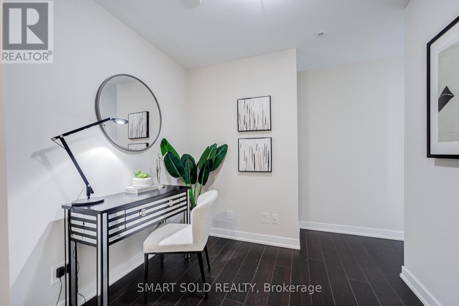 1407 - 199 Richmond Street W, Toronto, Ontario  M5V 0H4 - Photo 8 - C13206480