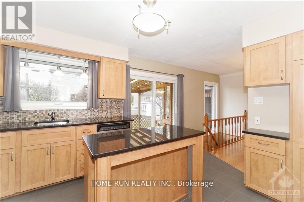 39 Epworth Avenue, Ottawa, Ontario  K2G 2L8 - Photo 7 - X13206488