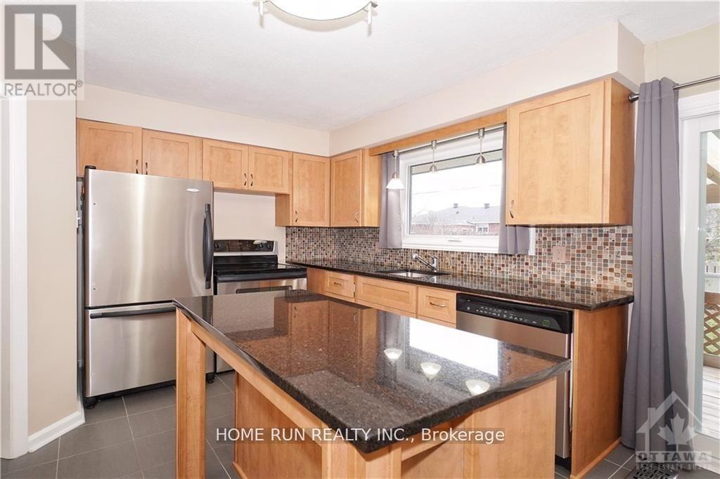 39 Epworth Avenue, Ottawa, Ontario  K2G 2L8 - Photo 8 - X13206488