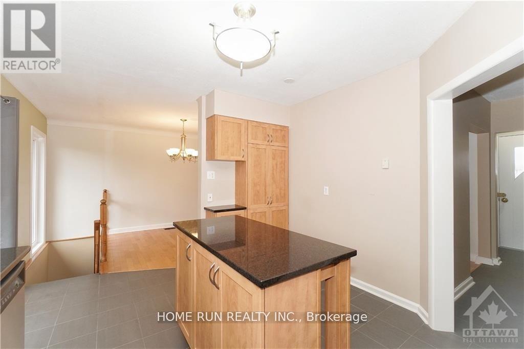 39 Epworth Avenue, Ottawa, Ontario  K2G 2L8 - Photo 9 - X13206488