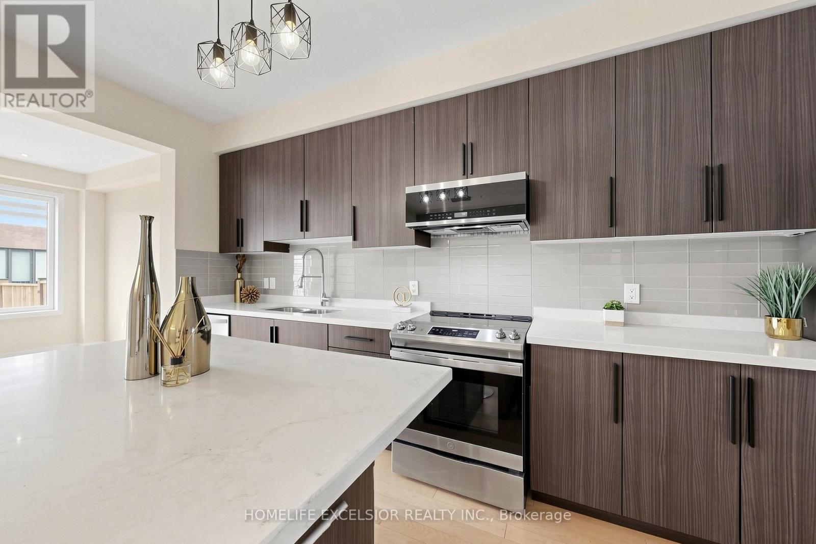 104 Dariole Drive, Richmond Hill, Ontario  L4E 0Y8 - Photo 19 - N13206476