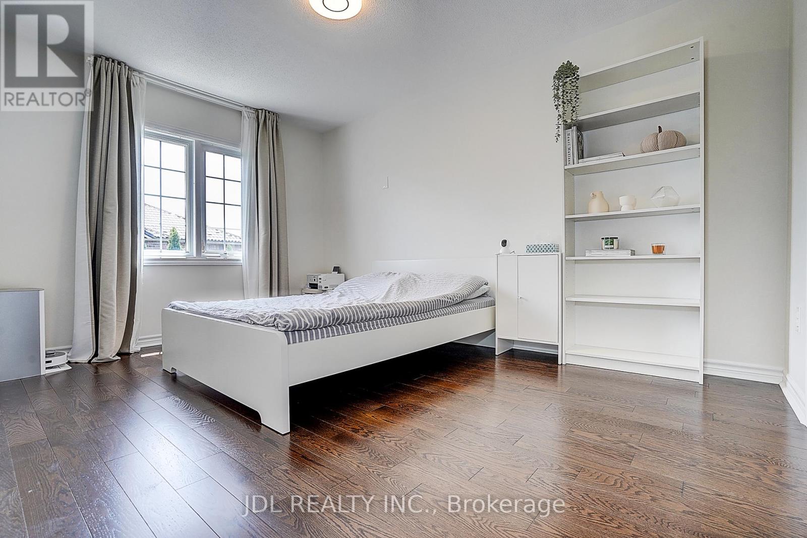 1 Miramar Drive, Markham, Ontario  L6E 1Z6 - Photo 12 - N13206492