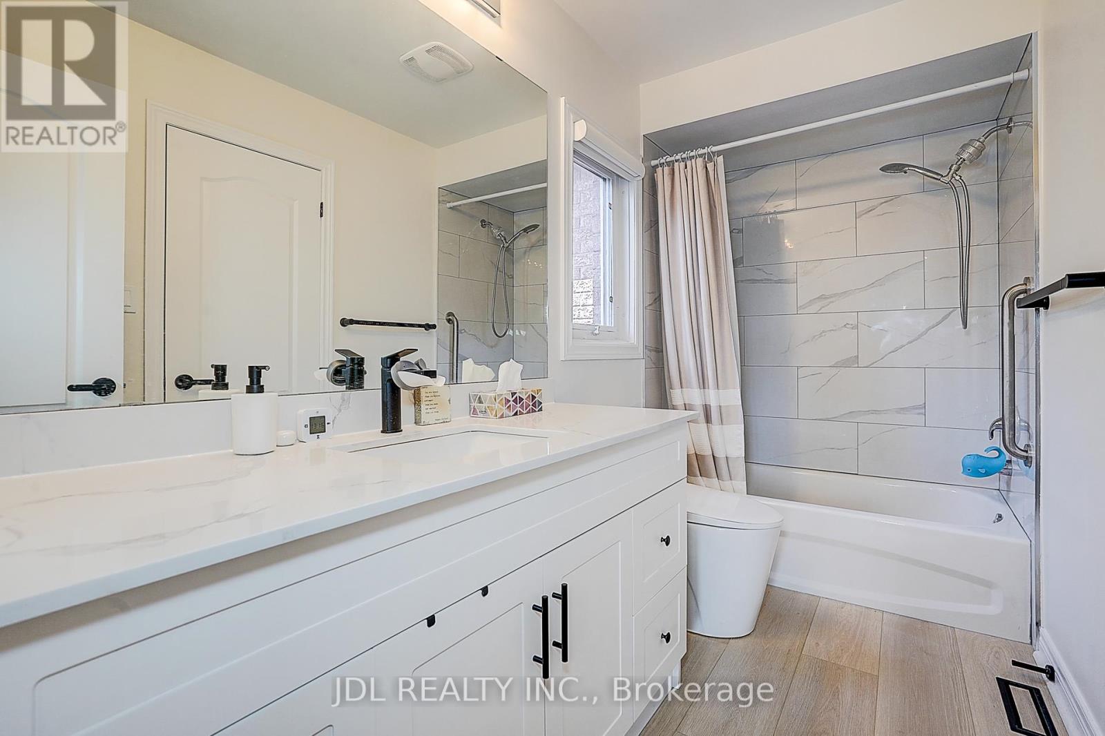 1 Miramar Drive, Markham, Ontario  L6E 1Z6 - Photo 16 - N13206492