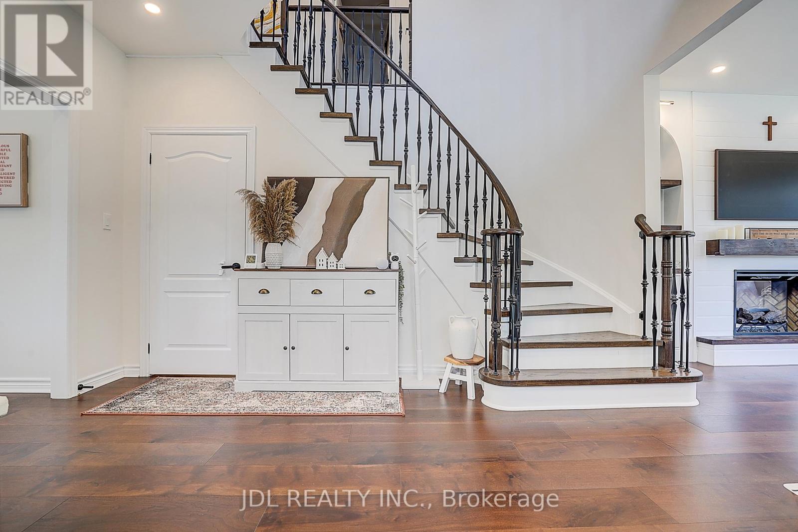 1 Miramar Drive, Markham, Ontario  L6E 1Z6 - Photo 2 - N13206492
