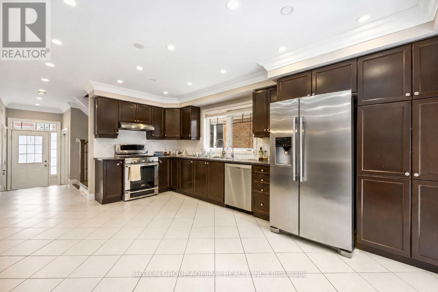 30 Elmeade Lane, Whitchurch-Stouffville, Ontario  L4A 0P6 - Photo 12 - N13206512