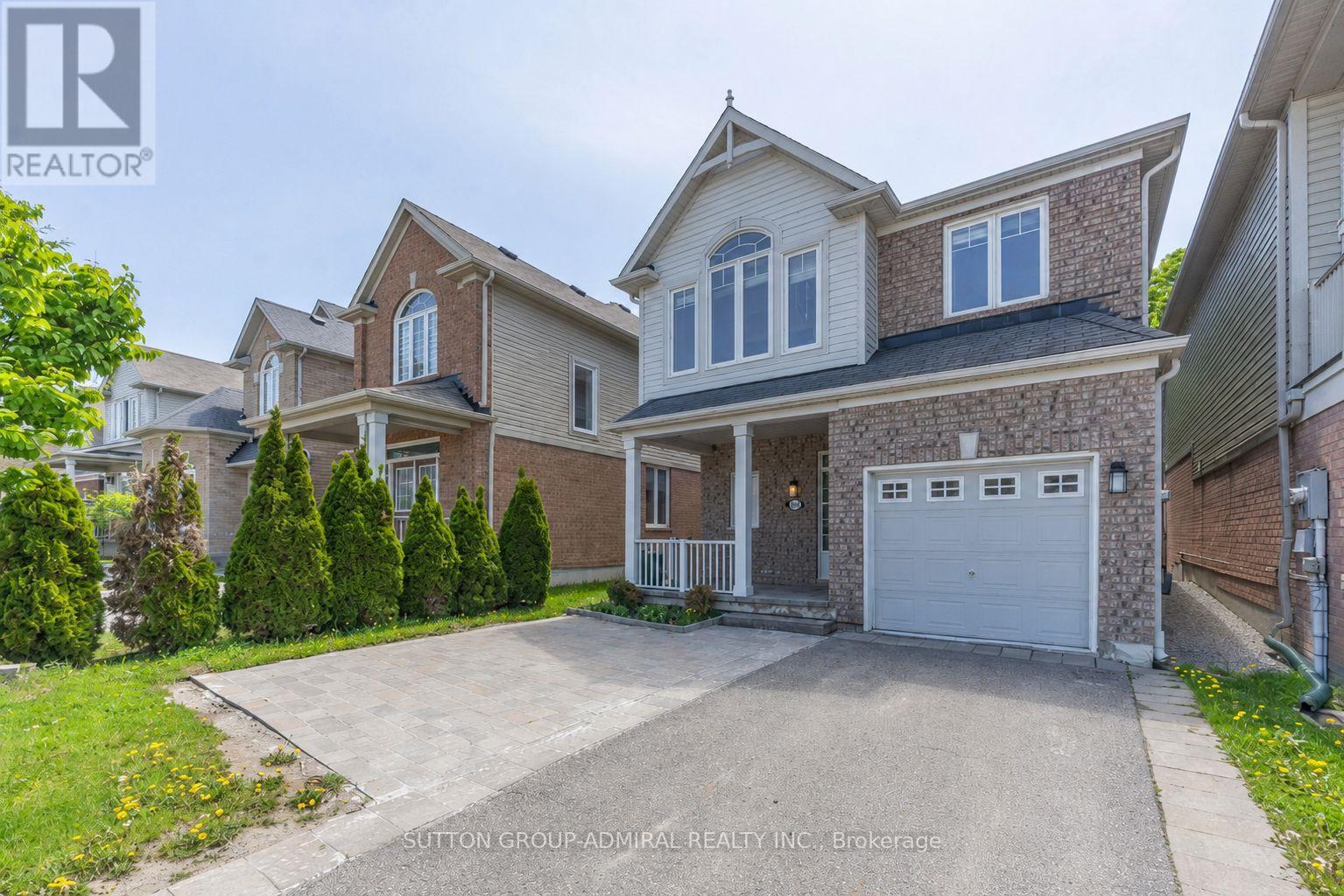 30 Elmeade Lane, Whitchurch-Stouffville, Ontario  L4A 0P6 - Photo 2 - N13206512