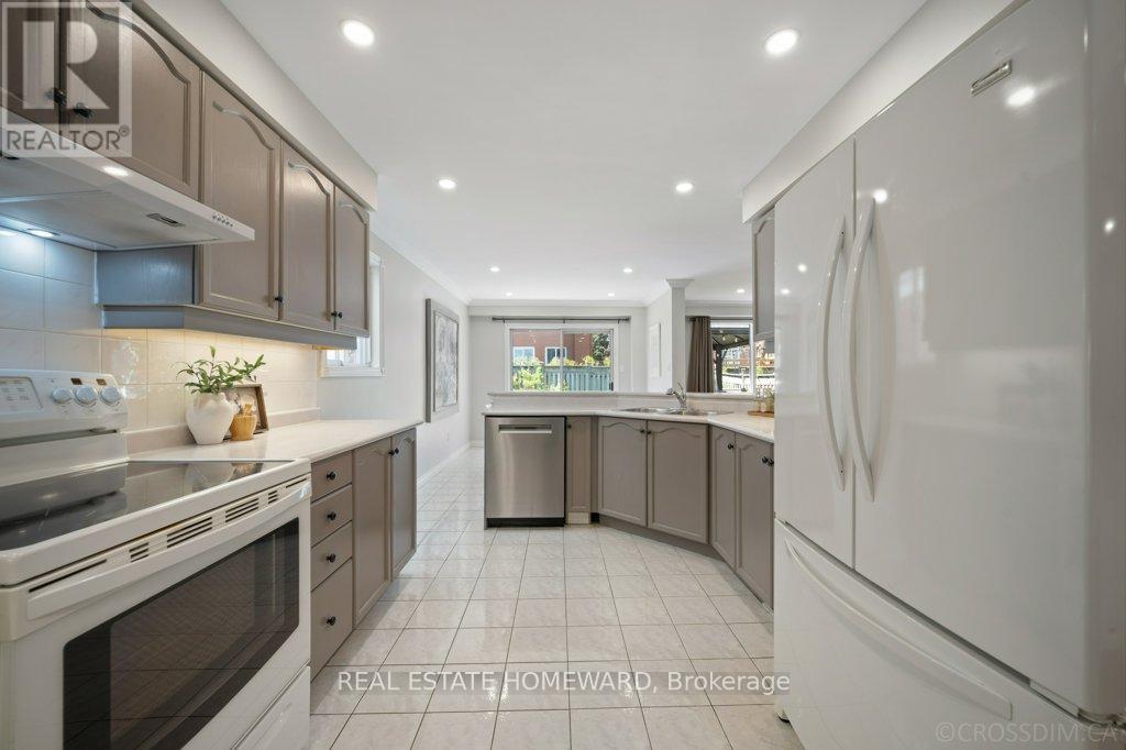 5908 Leeside Crescent, Mississauga, Ontario  L5M 5L8 - Photo 25 - W13206472