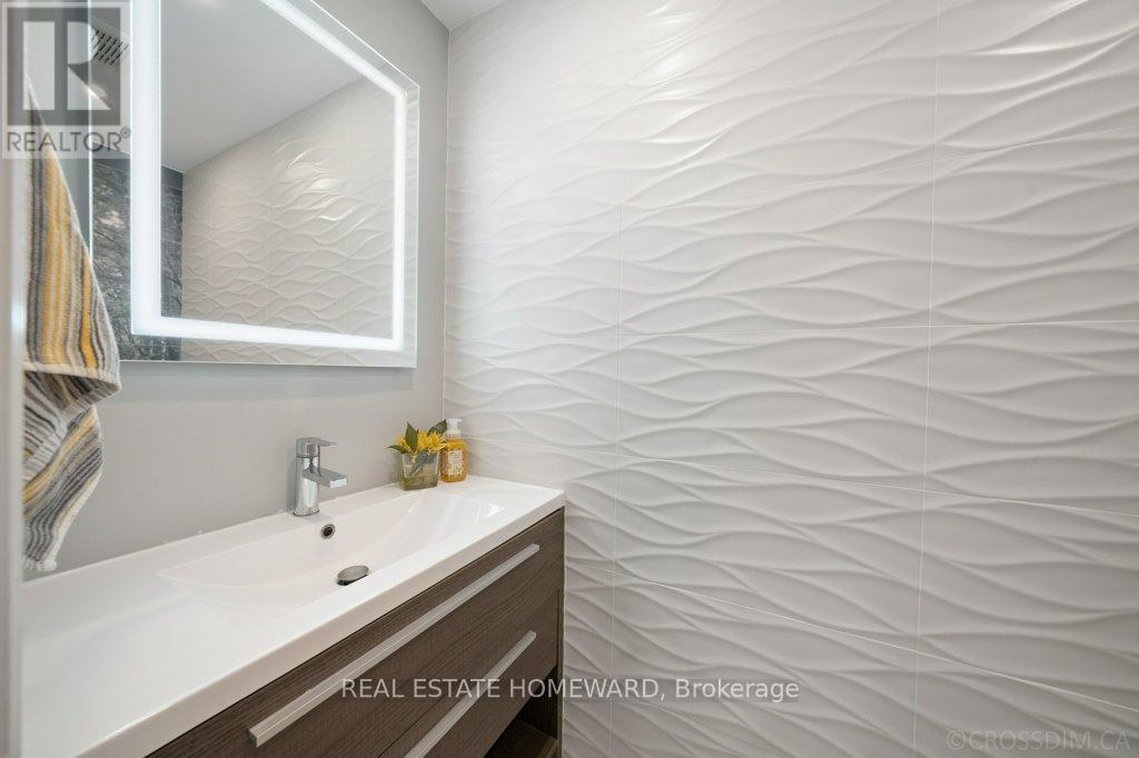5908 Leeside Crescent, Mississauga, Ontario  L5M 5L8 - Photo 26 - W13206472