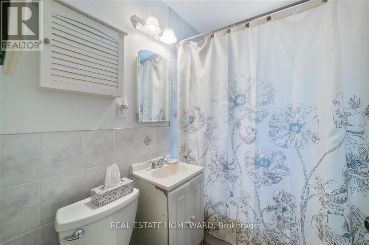 12 Thirty Seventh Street, Toronto, Ontario  M8W 3L6 - Photo 13 - W13206508