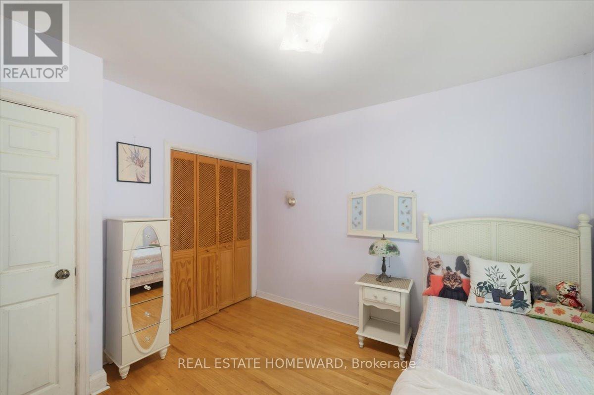12 Thirty Seventh Street, Toronto, Ontario  M8W 3L6 - Photo 17 - W13206508