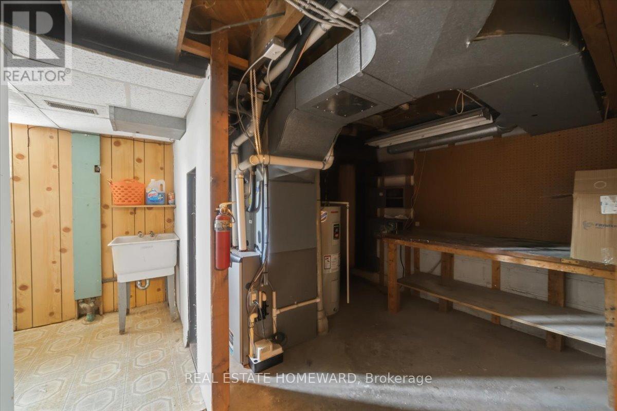 12 Thirty Seventh Street, Toronto, Ontario  M8W 3L6 - Photo 23 - W13206508