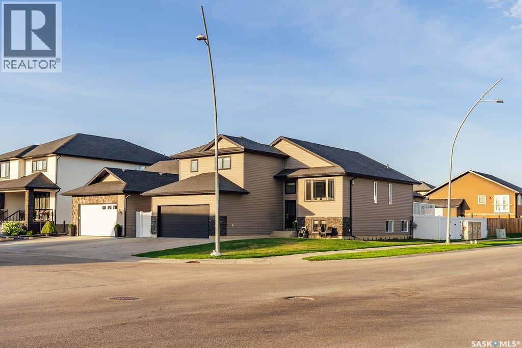 327 Roy Crescent, Saskatoon, Saskatchewan  S7W 0L1 - Photo 49 - SK037185